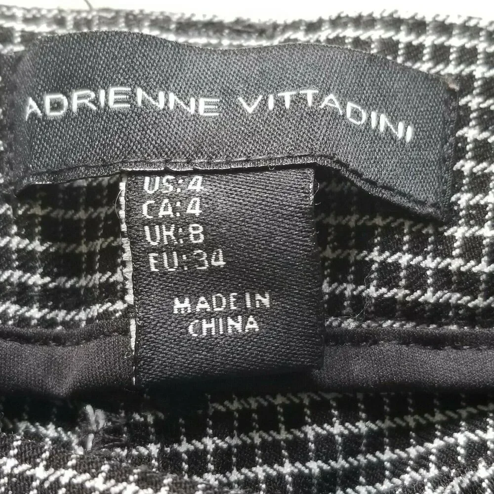 Adrienne Vittadini plaid dress pants with side and back pockets - Size 4